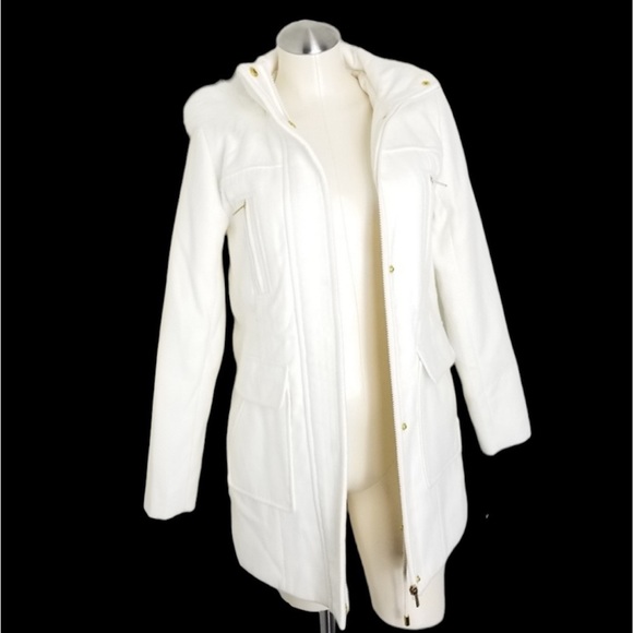 A. Byer White Women's Coat Size Small - Picture 1 of 9